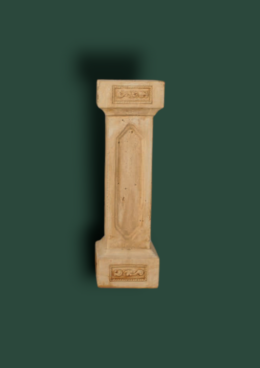 Colonna Terminale decorata in cemento da giardino 93cm